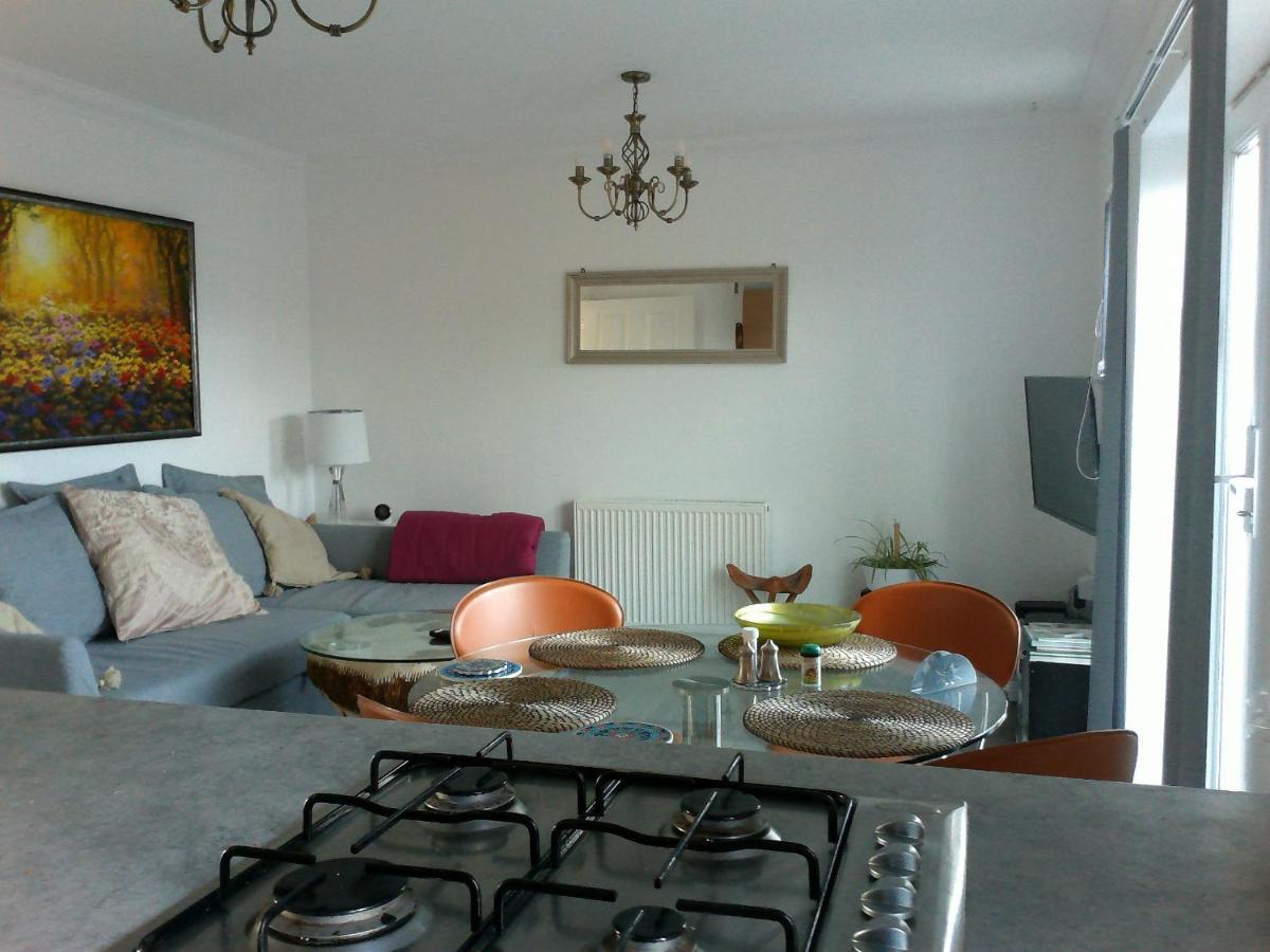 Two Bedroom London Luxury Apartment المظهر الخارجي الصورة