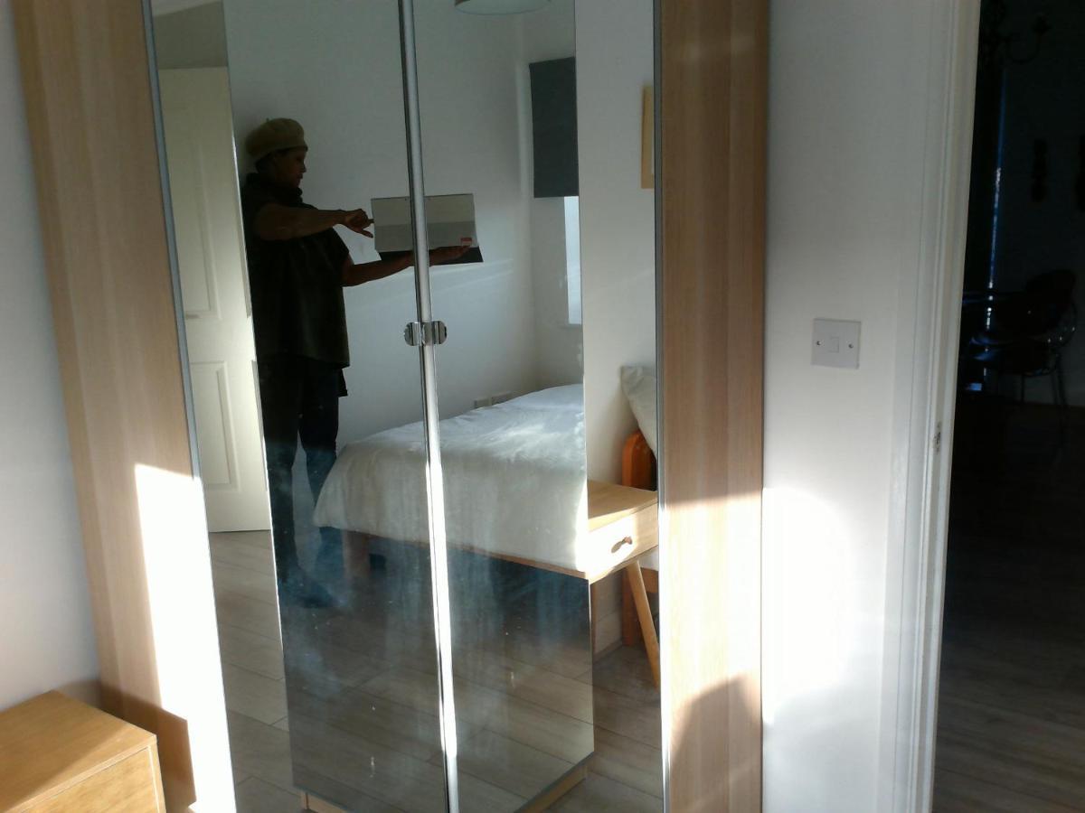 Two Bedroom London Luxury Apartment المظهر الخارجي الصورة