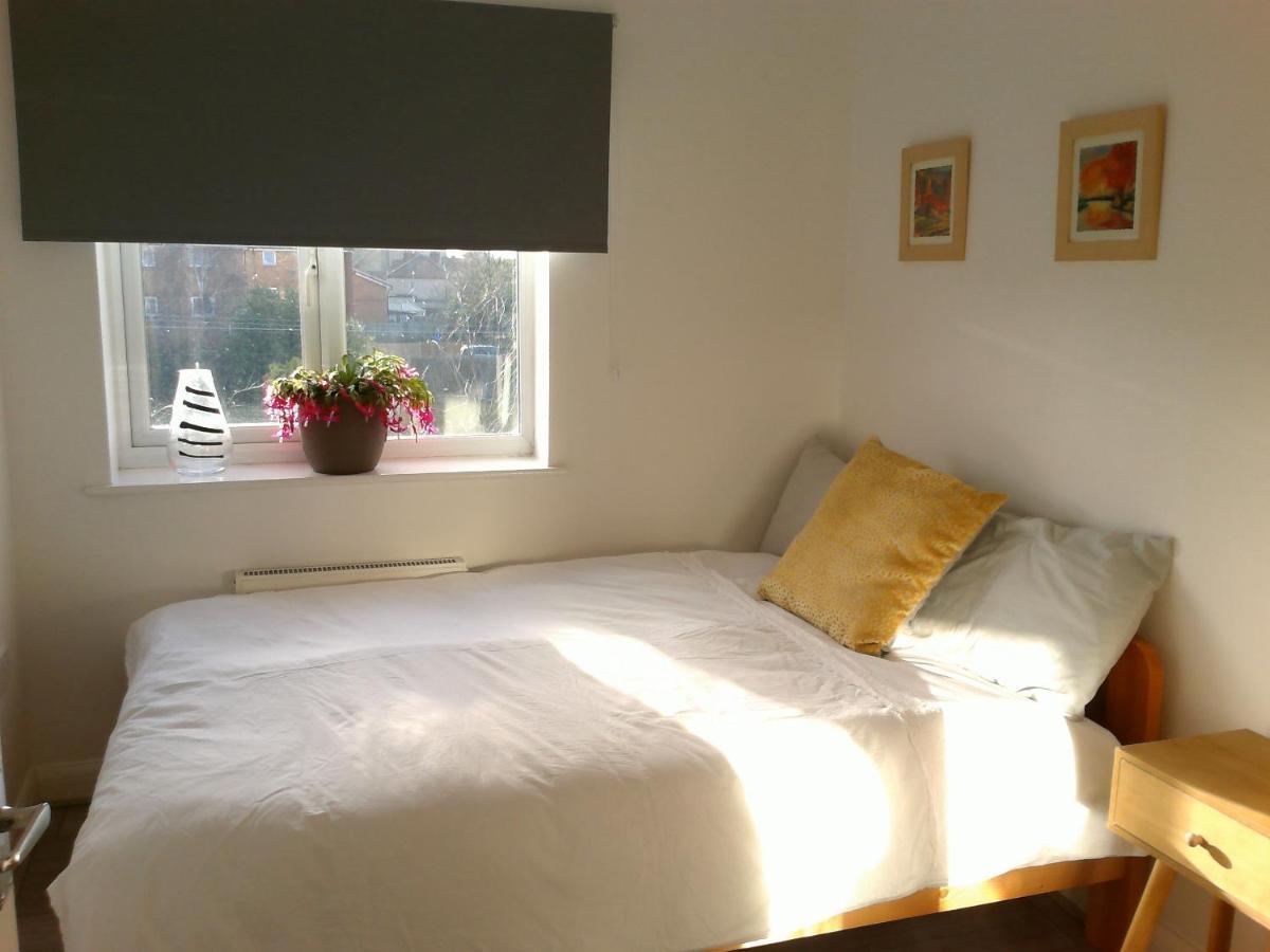 Two Bedroom London Luxury Apartment المظهر الخارجي الصورة